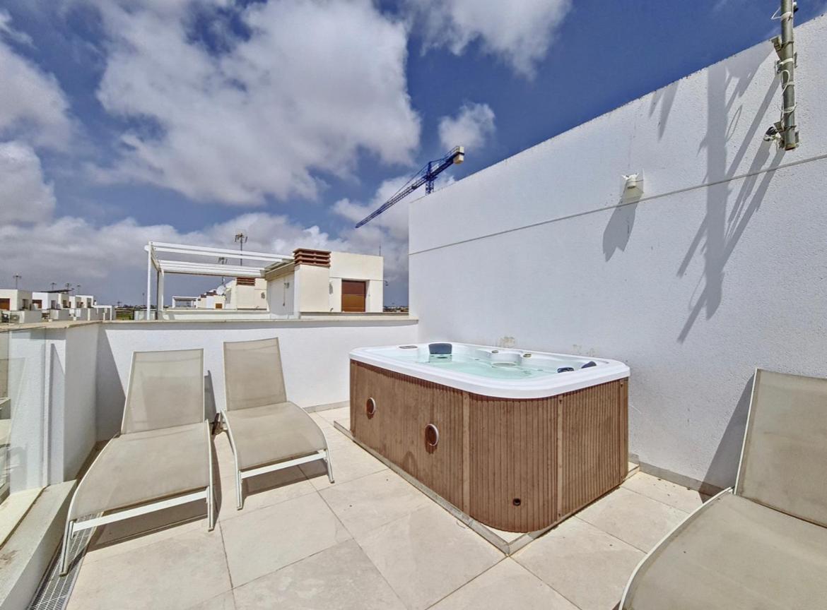 Villa Higuericas: Family Retreat With Private Pool Torre de la Horadada